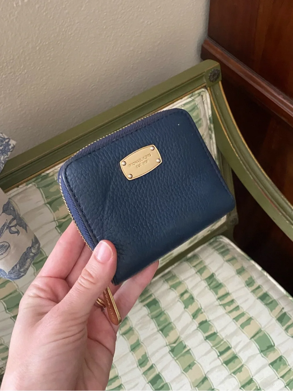 Micheal Kors navy leather wallet